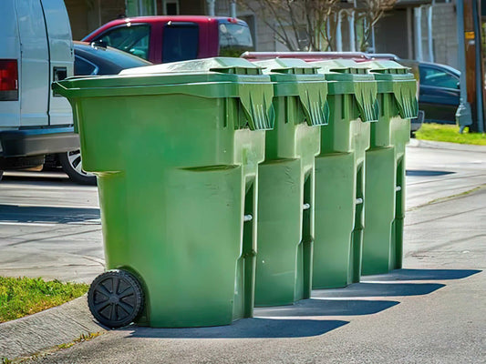 1 Trashcan cleaning service